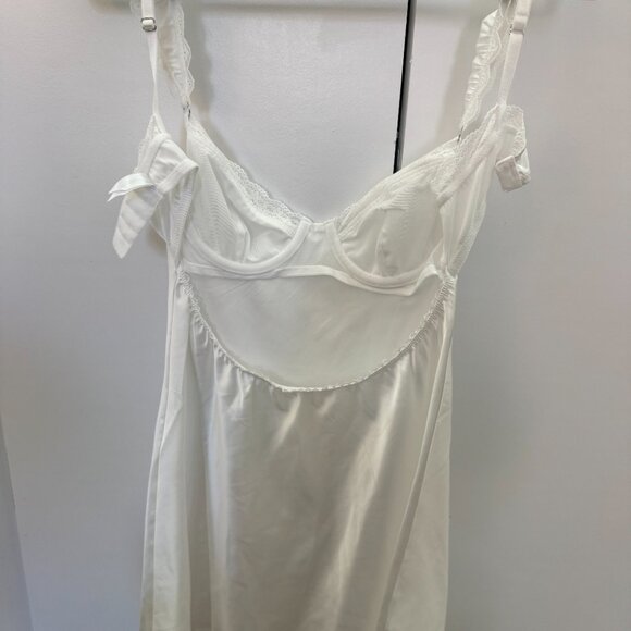 Celeste Slip Ivory - Picture 4 of 6